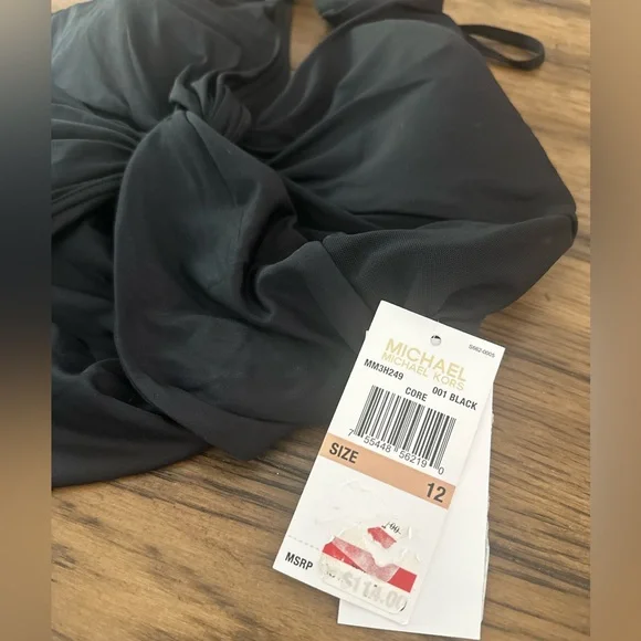 🆕 MICHAEL Michael Kors V-Neck One Piece in Black - Picture 3 of 8